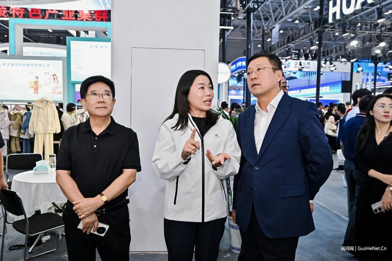 d10a8de449cffa5226f7a03646e200f4.jpg
